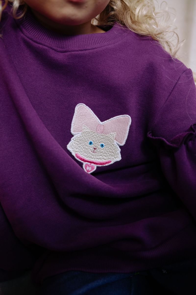 Daily Brat Daily Brat - Kitty Kaatje Sweater - Sky Line Sernade - Pearls & Swines