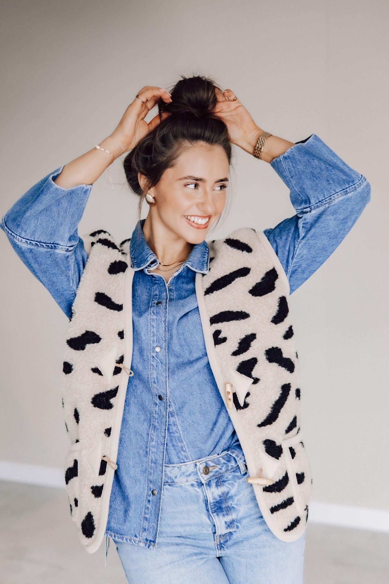 Alwero Alwero - Body Warmer Alpen Adult - Geopard - Pearls & Swines