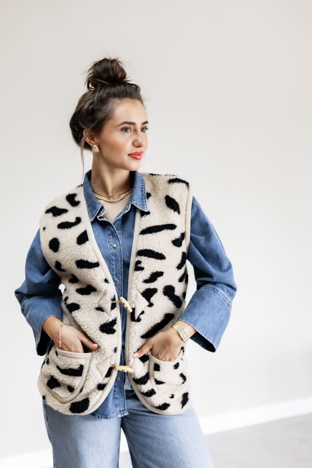 Alwero Alwero - Body Warmer Alpen Adult - Geopard - Pearls & Swines