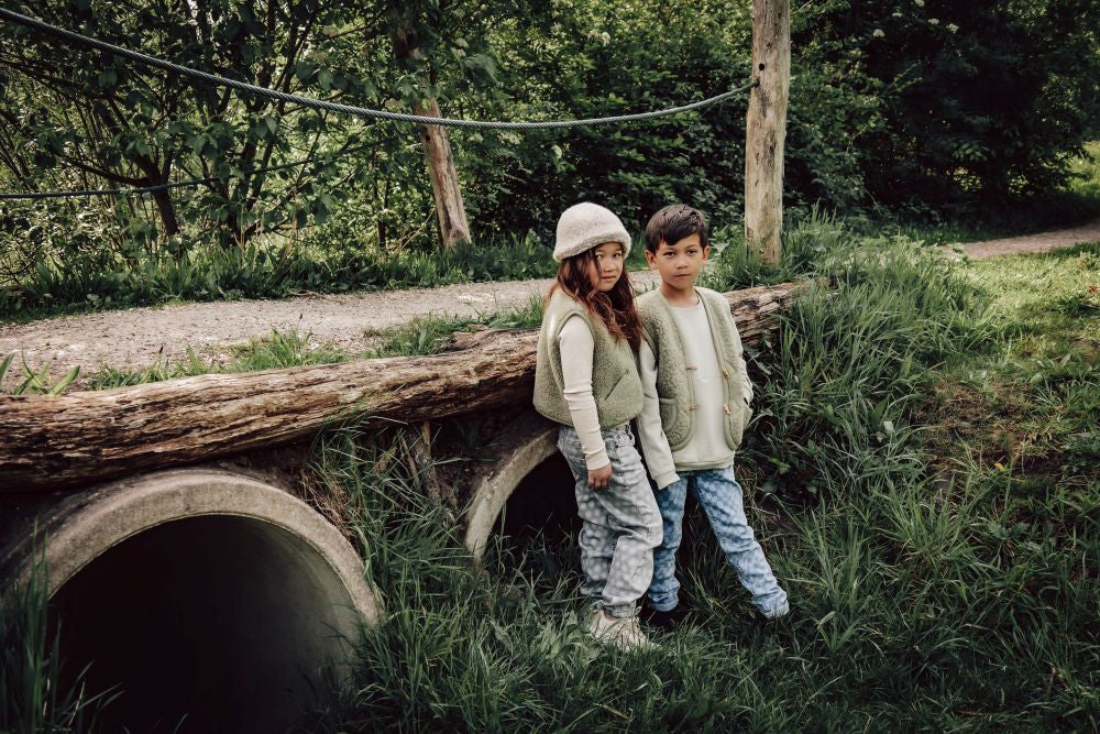 Alwero Alwero - Body Warmer Alpen Junior - Pistaccio - Pearls & Swines