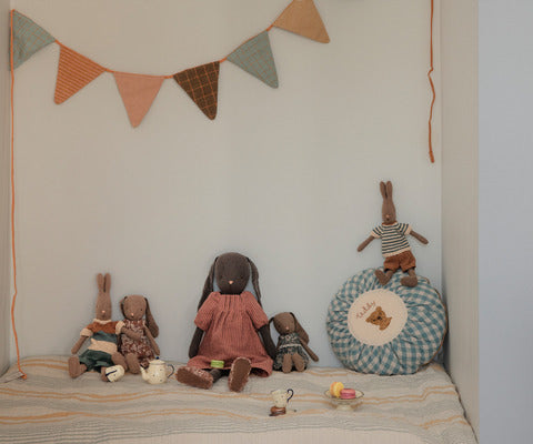 Maileg Maileg - Bunny size 3 - Earth - Dress - Pearls & Swines