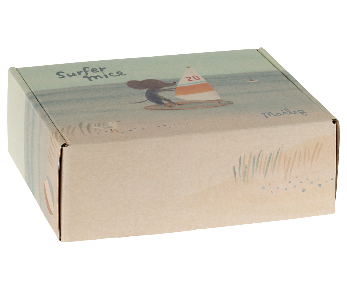 Maileg Maileg - Beach Mice - Little brother surfer - Pearls & Swines