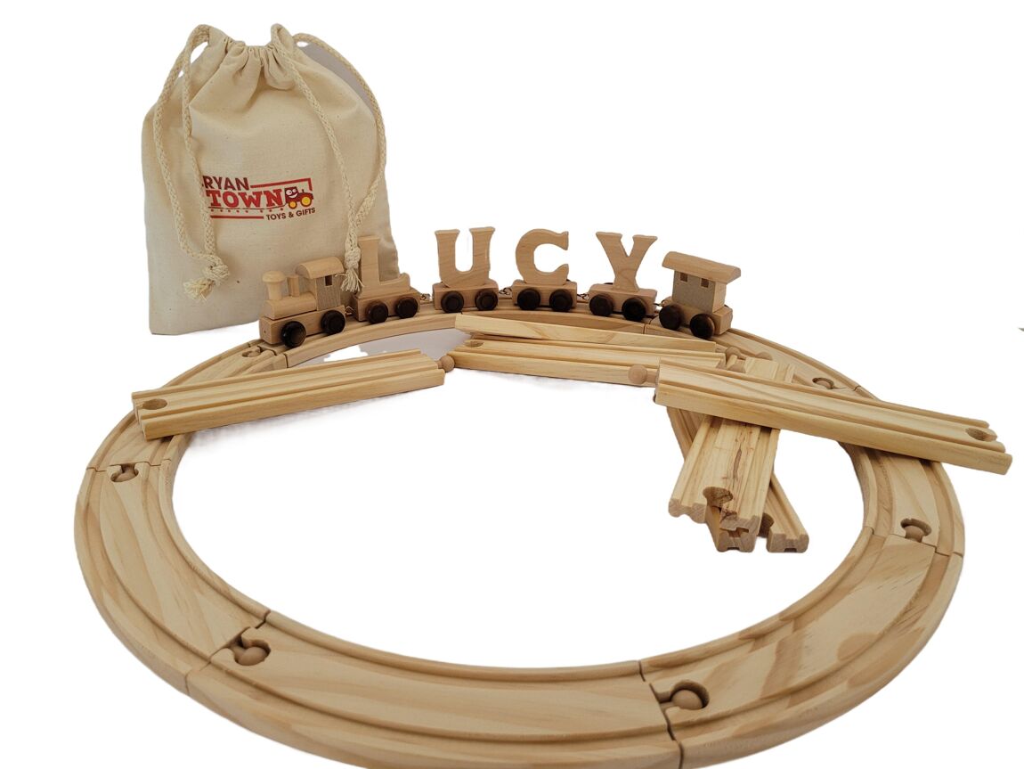 RyanTown RyanTown - Letter Train - Natural wood - Pearls & Swines