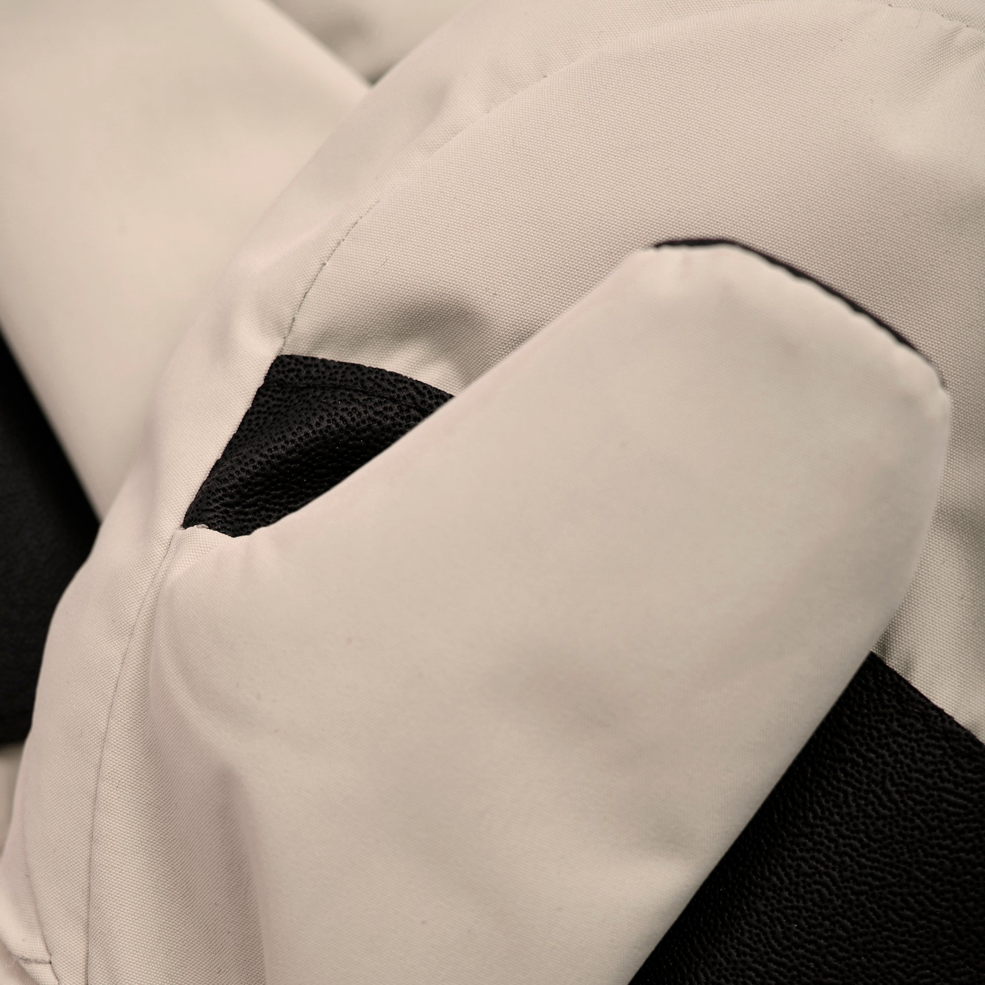 Enfant Enfant - Mittens - Funghi - Pearls & Swines