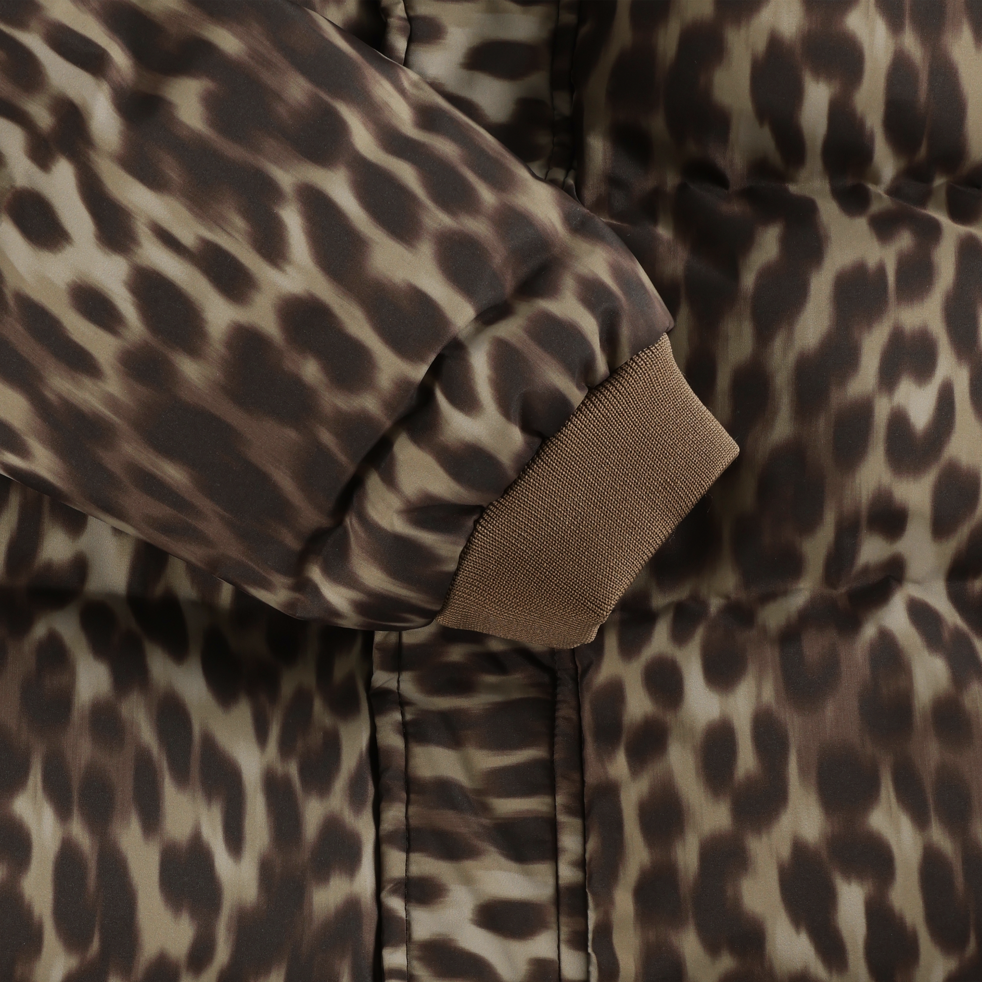Enfant Enfant - Jacket Quilt Flock AOP - Pine Bark - Pearls & Swines