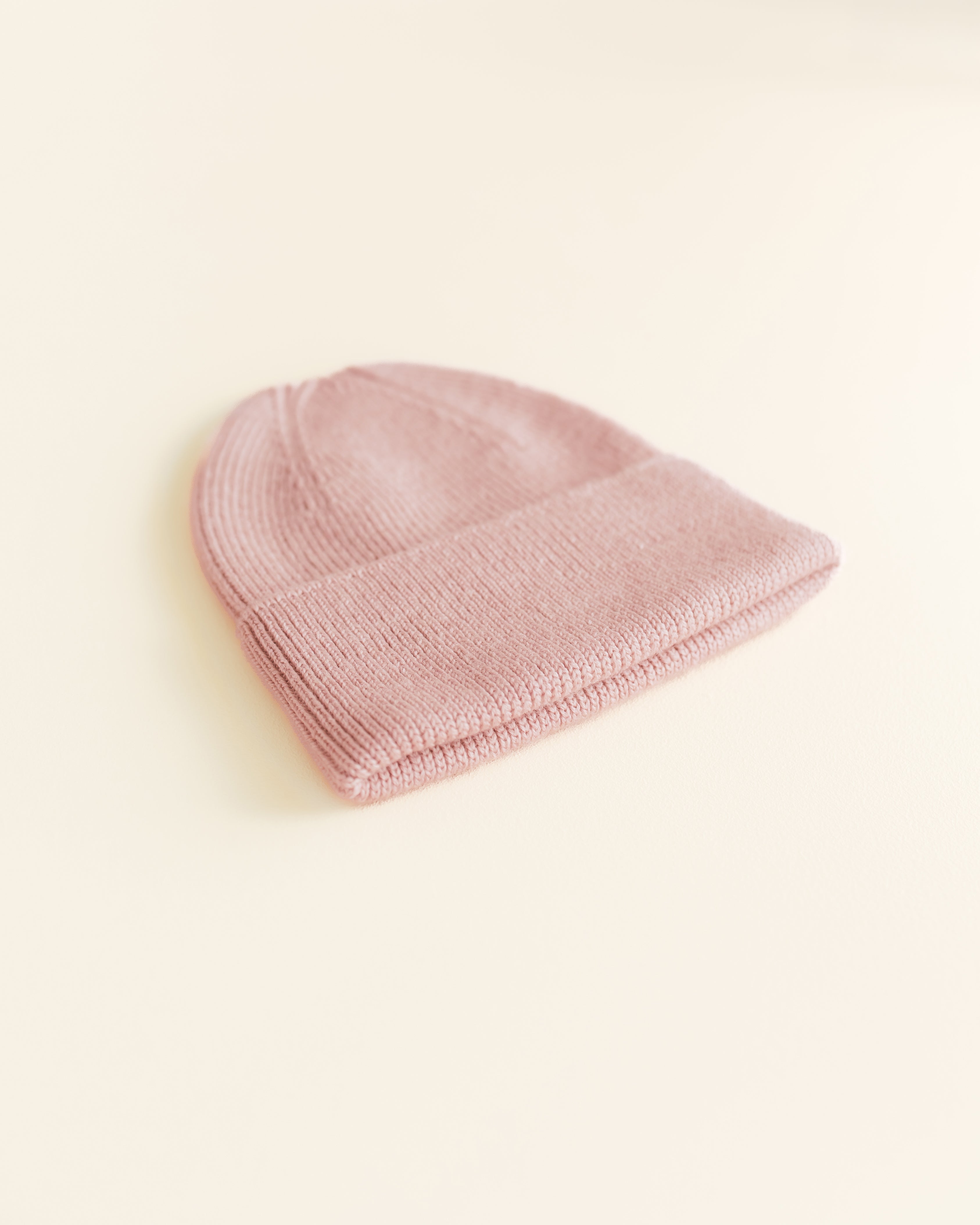 Hvid Hvid - Beanie Fonzie Newborn - Powder - Pearls & Swines