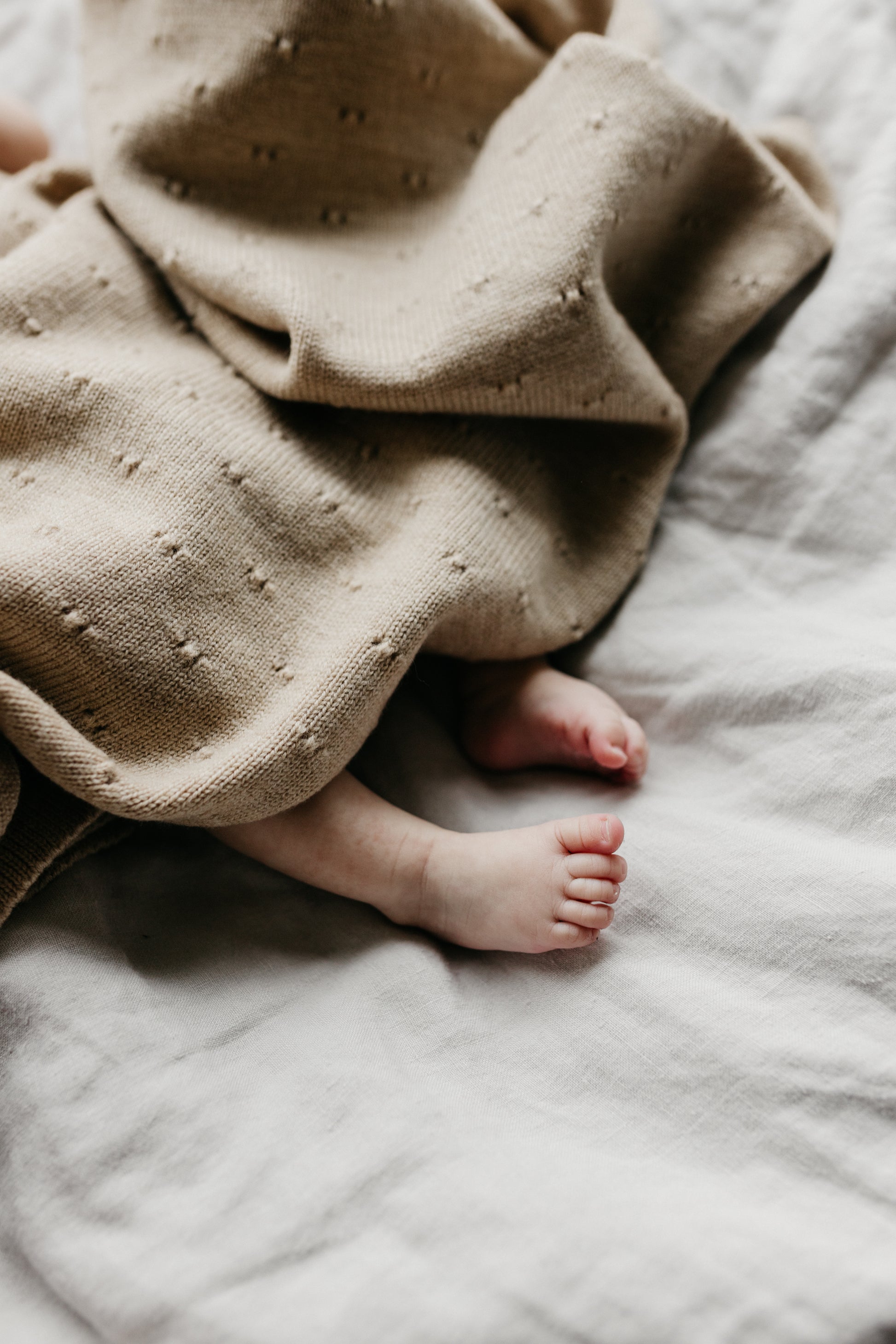 Hvid Hvid - Blanket Bibi - Sand - Pearls & Swines