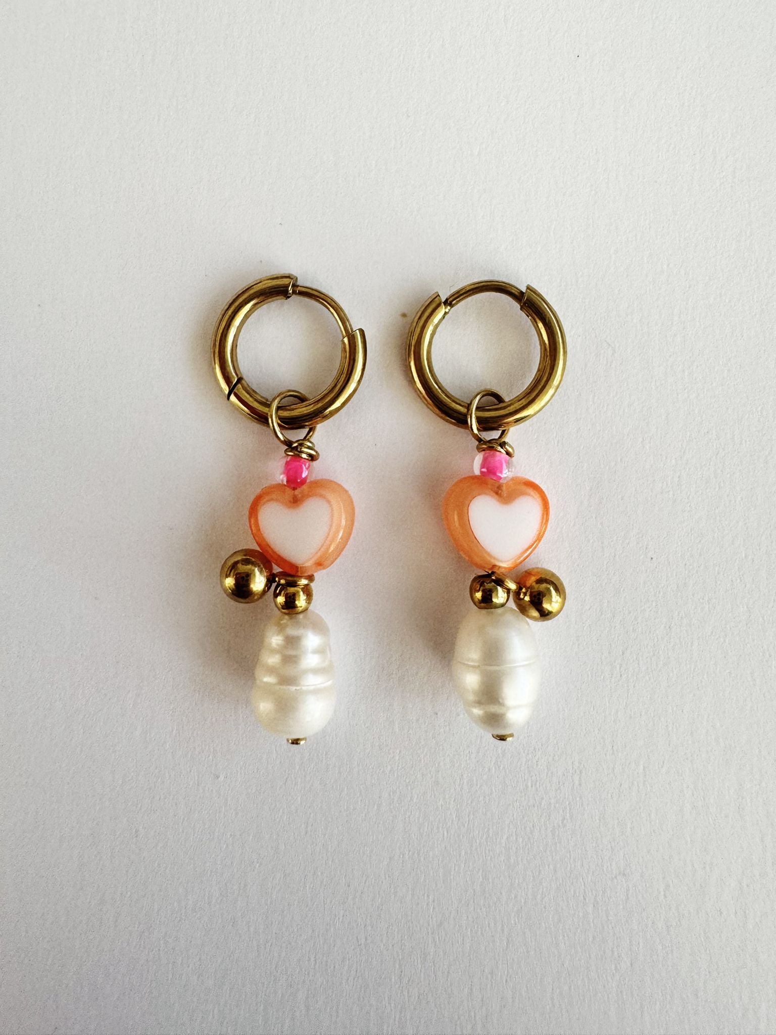 Bymelo Bymelo - Earrings - Oarnge Heart/Pearl - Pearls & Swines