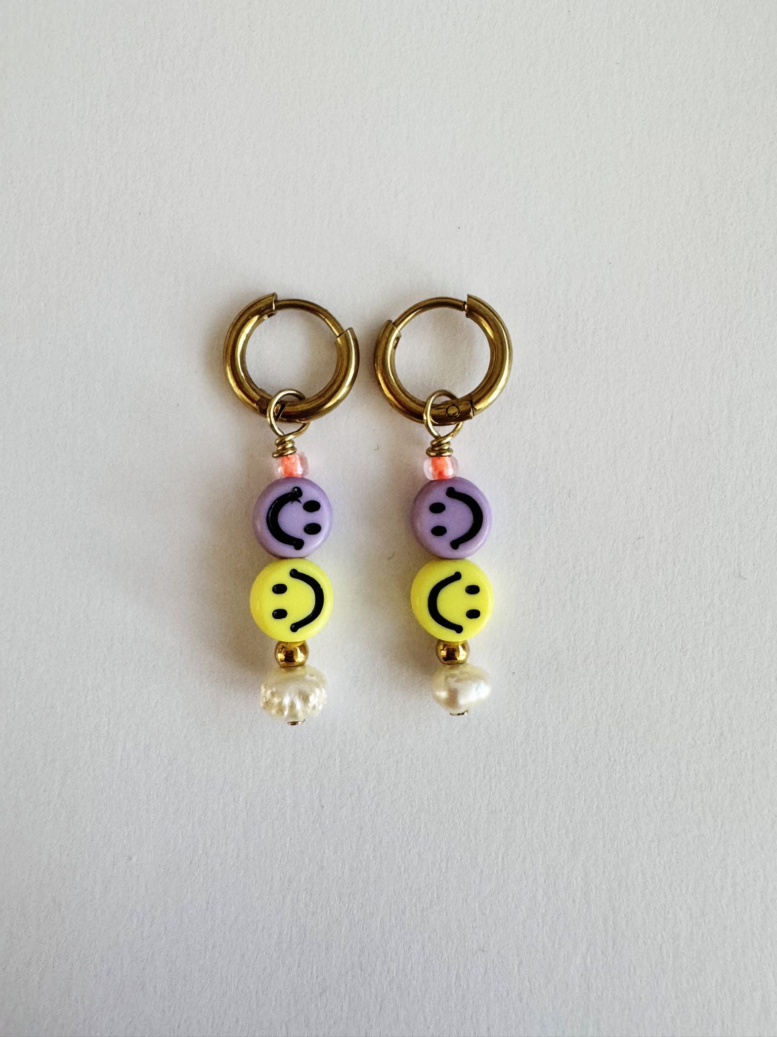 Bymelo Bymelo - Earrings - Twin Smiley - Pearls & Swines