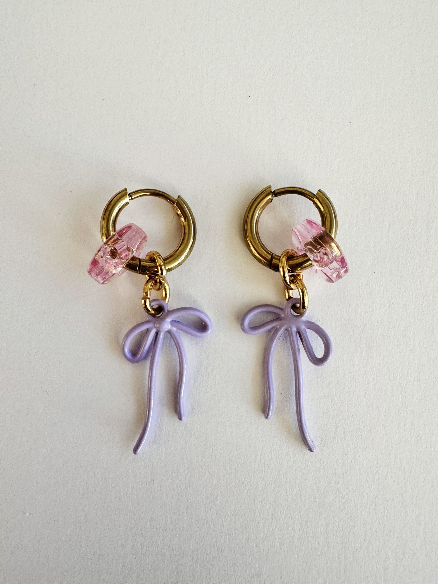 Bymelo Bymelo - Earrings - Purple Bow - Pearls & Swines