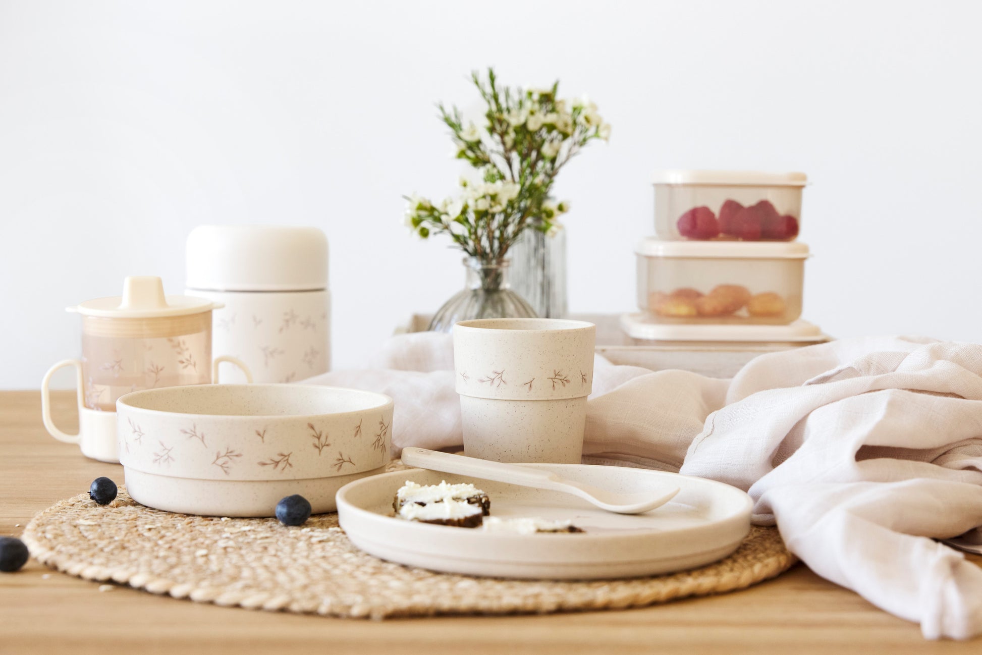 Lässig Lässig - Dish Set PP/Cellulose 4 pcs - Miracle of Nature - Pearls & Swines