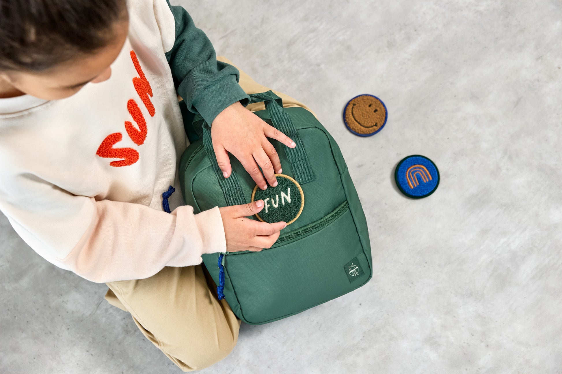 Lässig Lässig Mini Square Backpack - Little Gang, dark green - Pearls & Swines