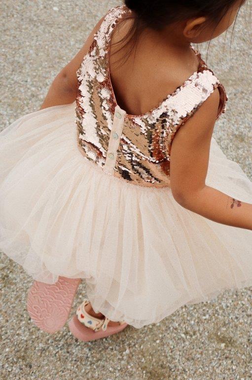 Konges Sløjd Konges Sløjd Minnu Dress - Gold Blush - Pearls & Swines