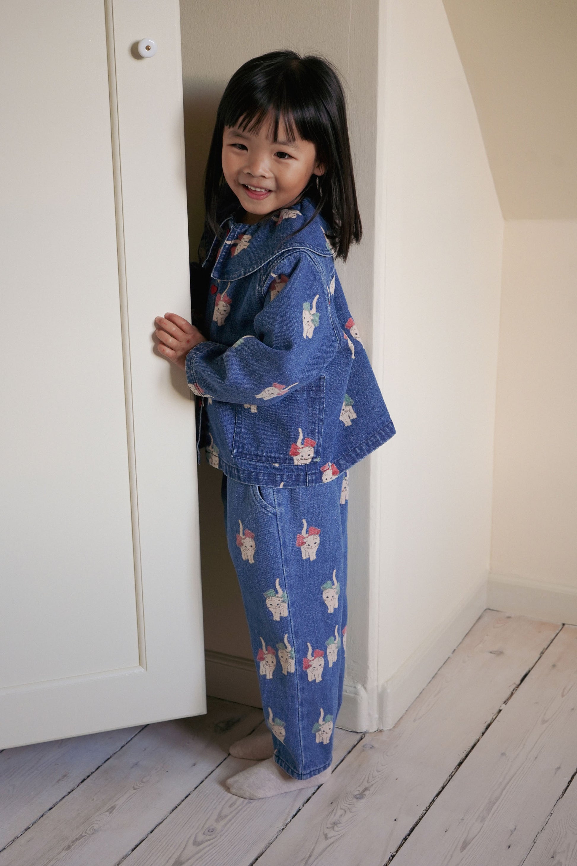 Konges Sløjd Konges Sløjd Magot Denim Shirt - Kitty Bow - Pearls & Swines