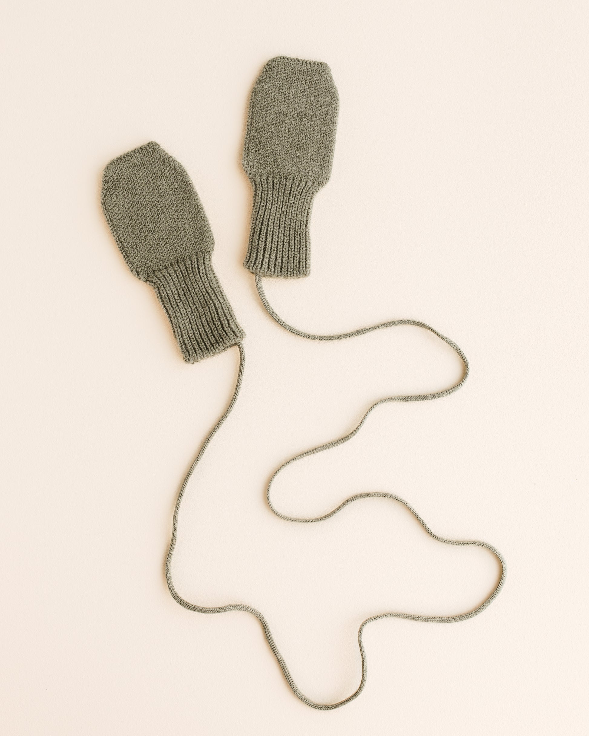 Hvid Hvid - Mittens - Artichoke - Pearls & Swines