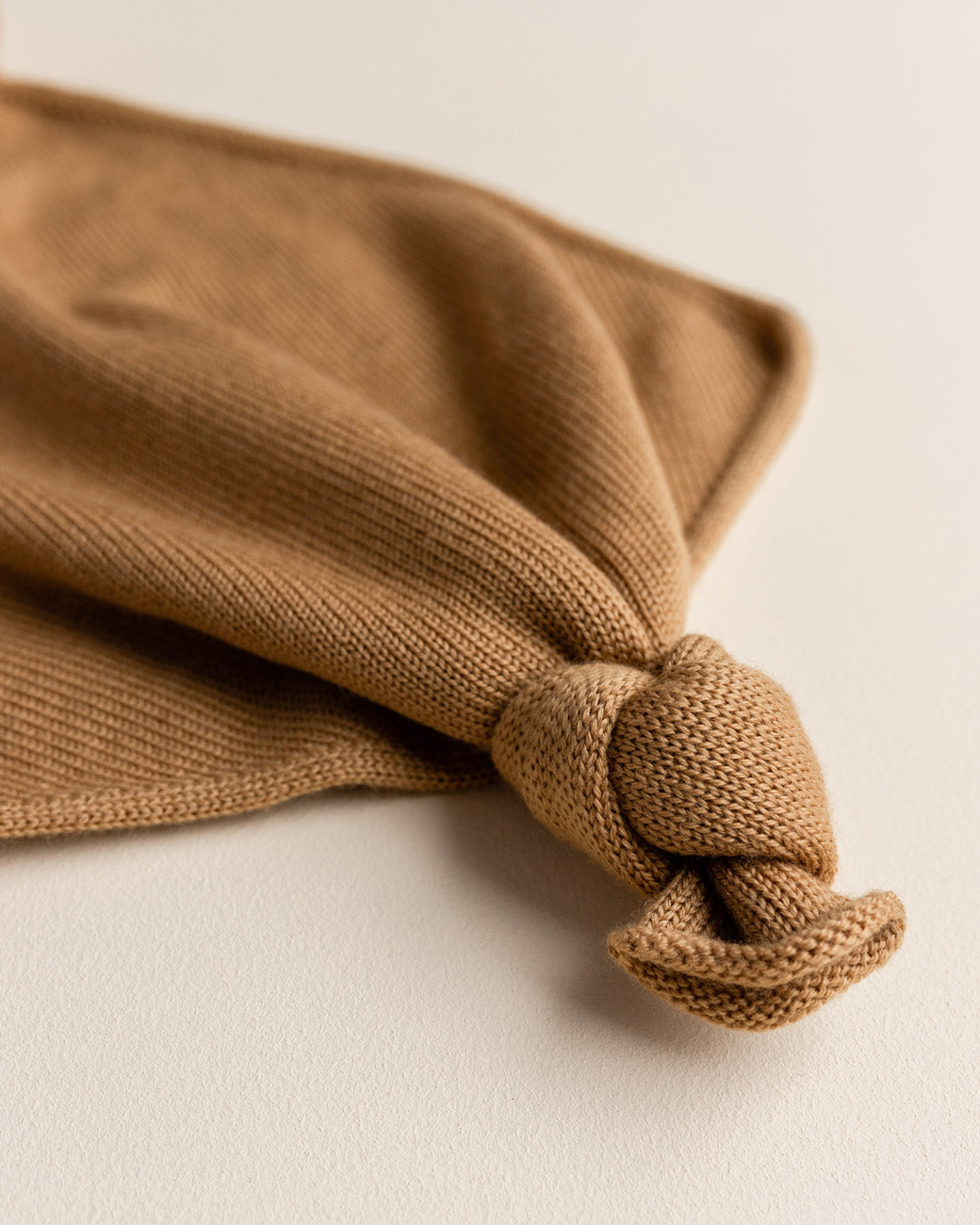 Hvid Hvid - Teddy Tokki - Ochre - Pearls & Swines