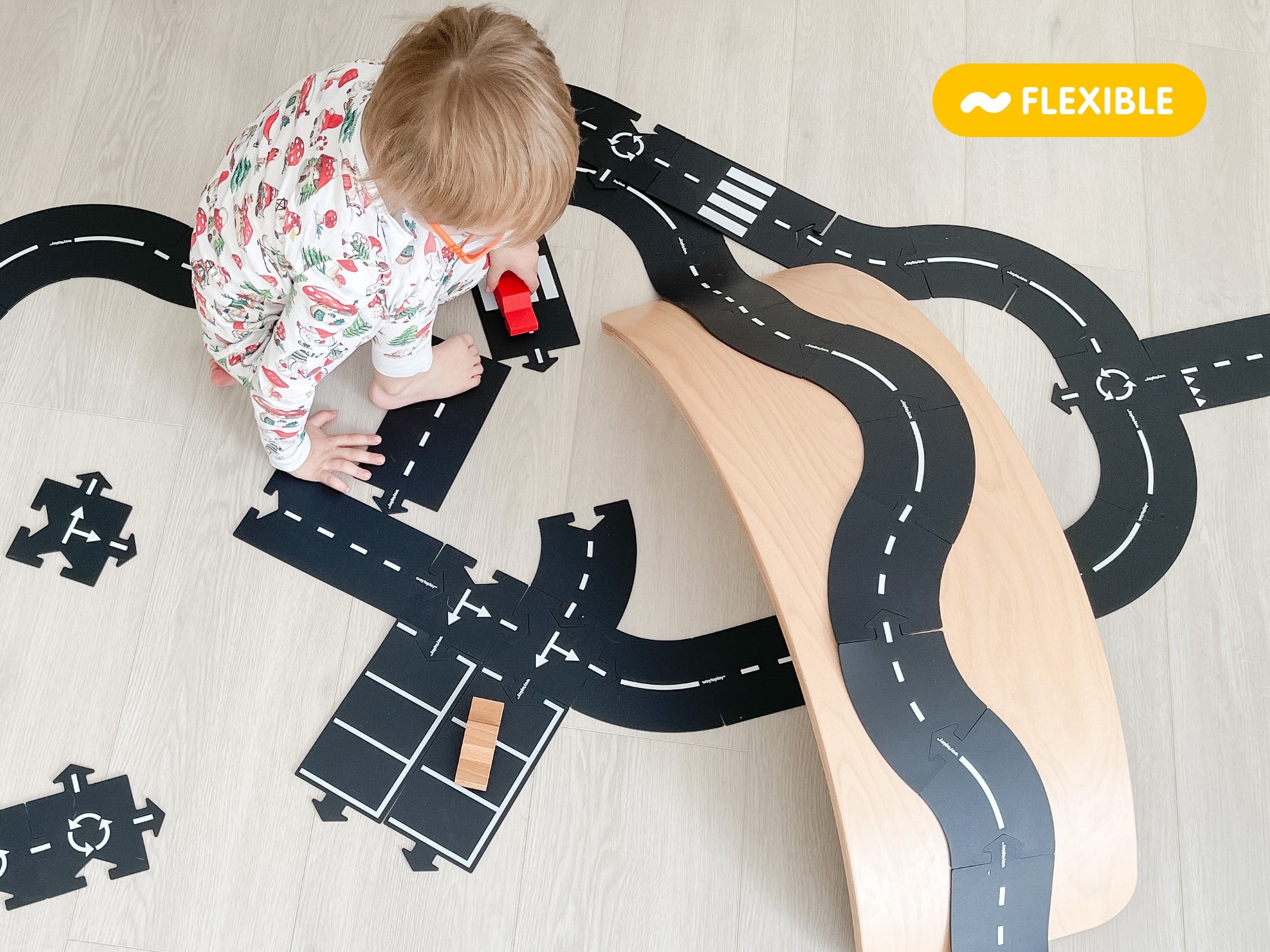 Waytoplay Waytoplay - King of the Road - 40 Road Pieces - Pearls & Swines