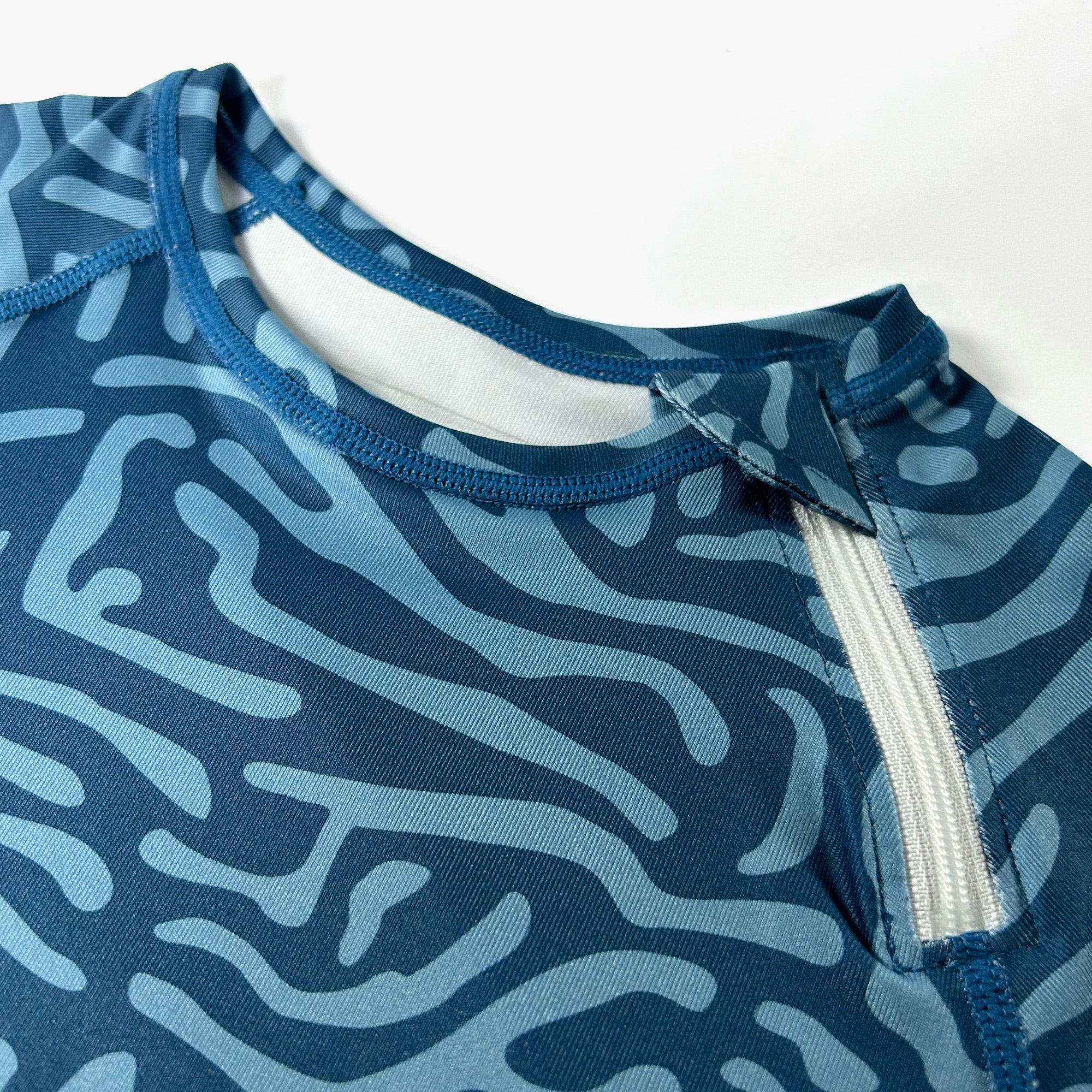 Beach &amp; Bandits Beach & Bandits - Deep Ocean - Tee - Pearls & Swines