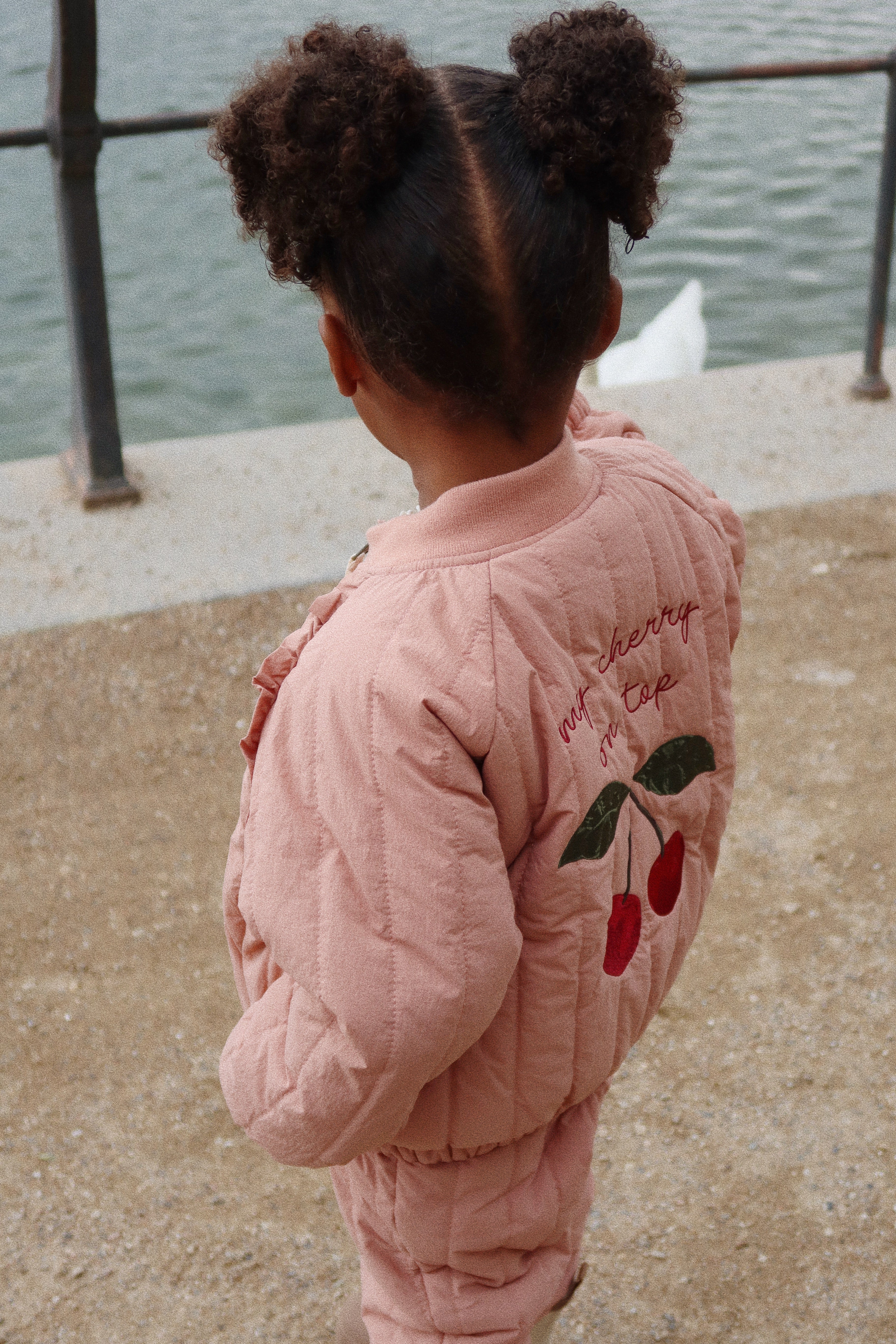 Konges Sløjd Konges Sløjd - Juno Frill Bomber Jacket - Cameo Brown - Pearls & Swines
