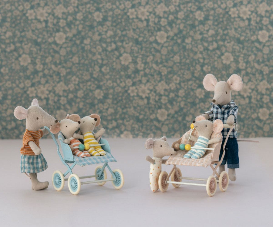 Maileg Maileg - Stroller, Baby Mice - Rose - Pearls & Swines