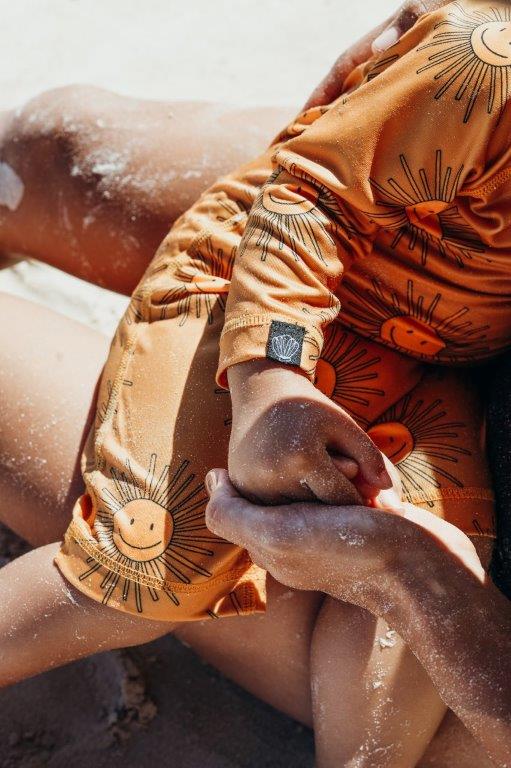 Beach &amp; Bandits Lappendag - Beach & Bandits - Spread Sunshine - Baby Suit - Pearls & Swines